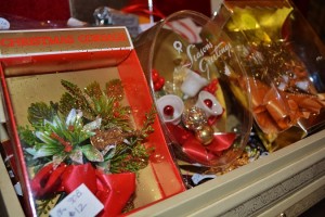 Rosemary's Closet Christmas crossage - sm