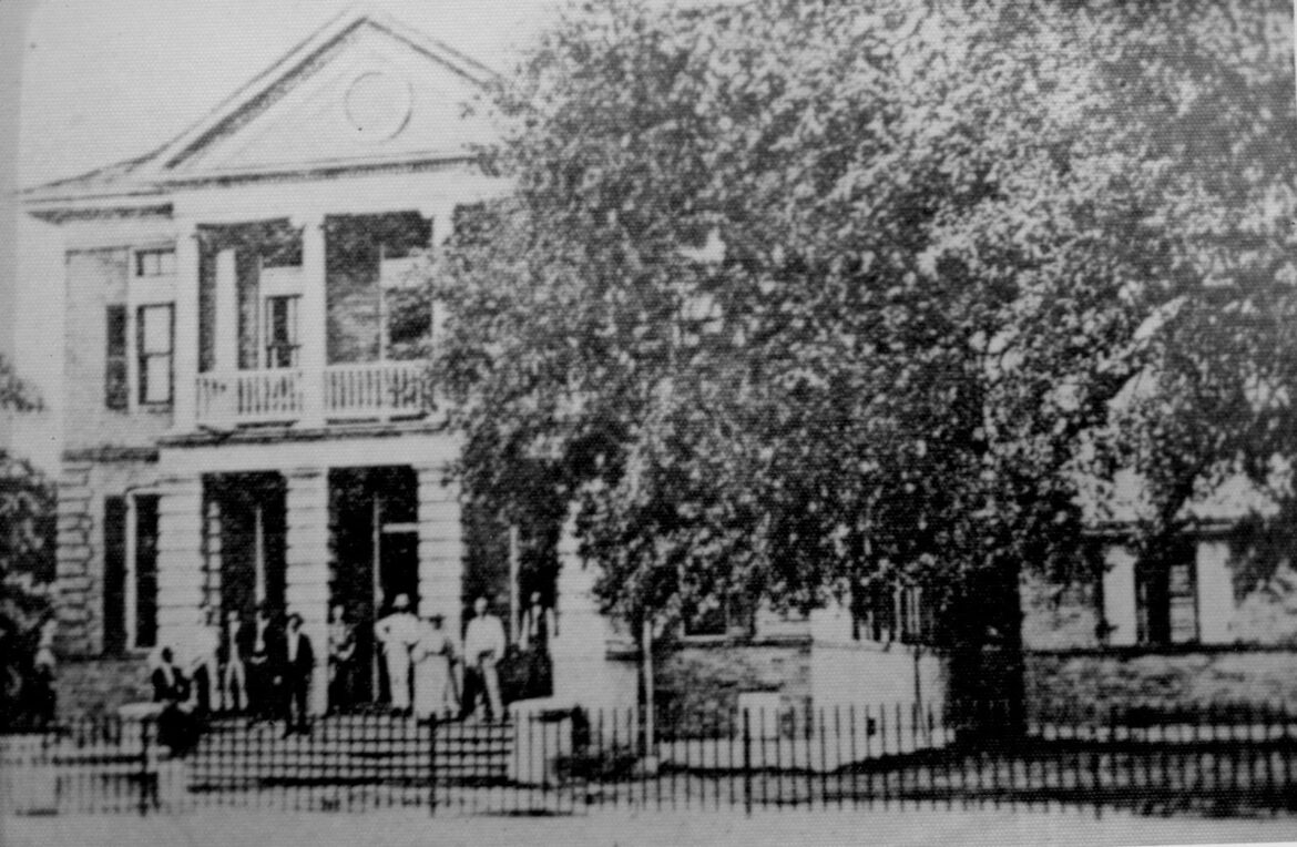 Covington History: the St. Tammany Parish Courthouse
